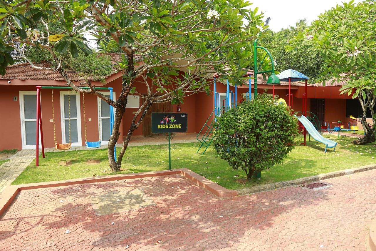 Saj Earth Resort & Convention Center , Kochi Nedumbassery Exterior photo